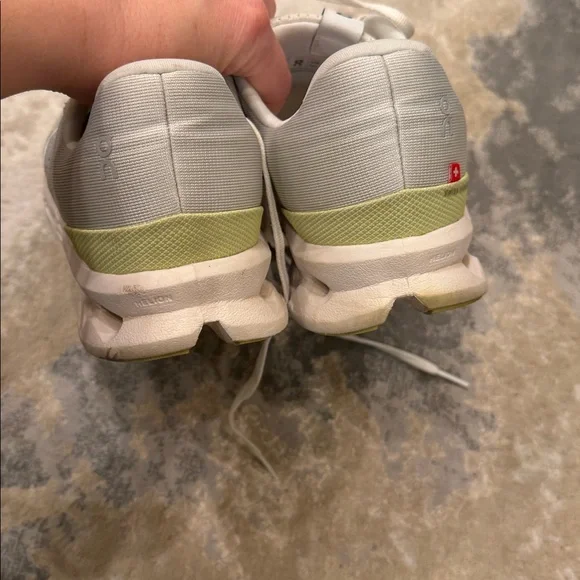 ON Running Brand Cloud Cloudsurfer White/Yellow Women's Running Shoes Size 10 - Picture 3 of 7